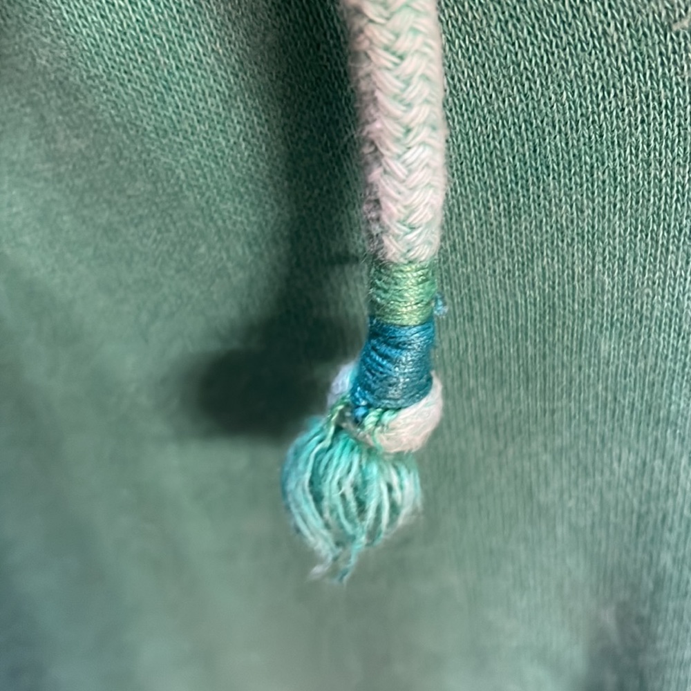 American Eagle Pullover Size Medium - image 3